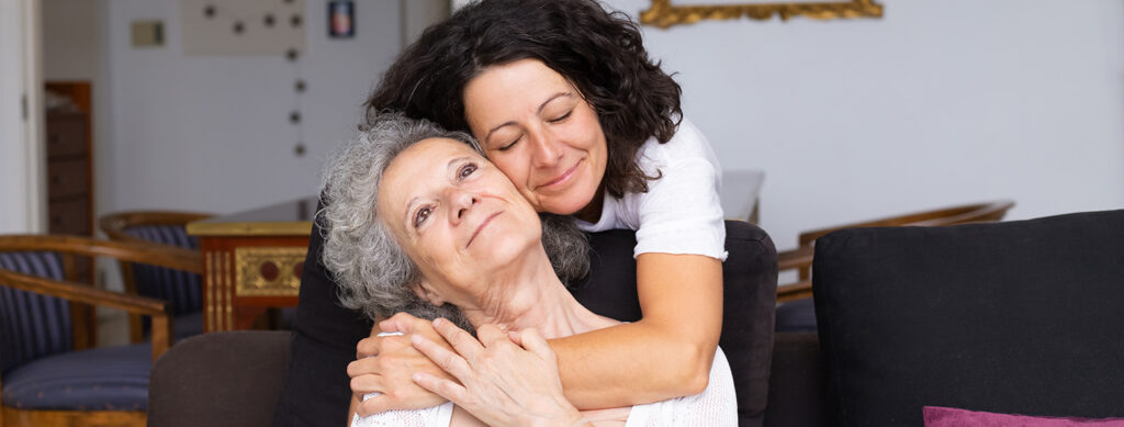 Cuidar de quem cuida: como apoiar cuidadores informais e reforçar competências